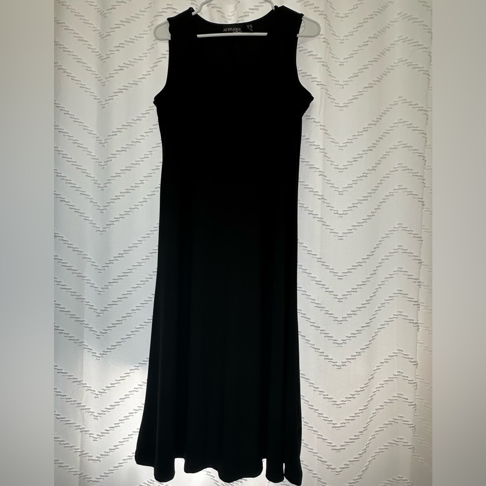Attitudes by Renee Black Midi Dress